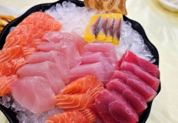 夢見買生魚片的 17 個夢境解釋：夢見吃變質的生魚片 、夢見打包壽司帶回家
