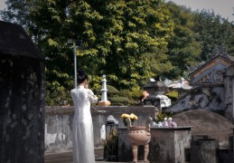 夢見祖先哭泣的 9 個夢境解釋：夢見與祖先共進晚餐 、夢見祖先背棄