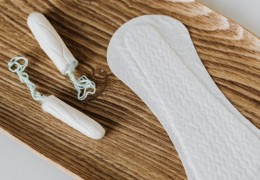 夢見給衛生棉的 9 個夢境解釋：夢見找到衛生棉、夢見洗衛生棉