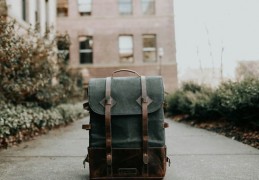 夢見背包：35種類型及其解釋