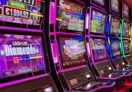 夢見老虎機的大量獎牌：9 個意義和象徵