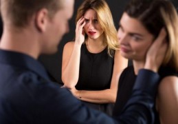 夢見嫉妒的 19 個夢境解釋：夢見密友嫉妒你、夢見因為嫉妒而爭吵