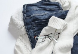 夢見疊衣服的 15 個夢境解釋：夢見疊衣物時感覺良好 、夢見疊衣服時突然下雨