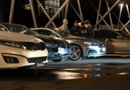 夢見汽車倒車的 16 個夢境解釋：夢見非法倒車、夢見開錯方向被追趕、夢見公交車倒車