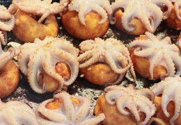 7 個章魚燒夢境解析：夢見買章魚燒、夢見收到章魚燒