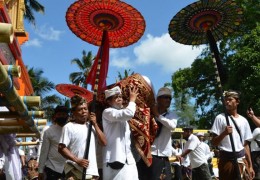 夢見參加儀式：8 個意義和象徵