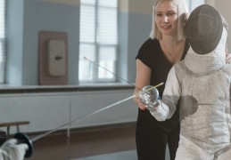 夢見購買劍 ：13 個意義和象徵