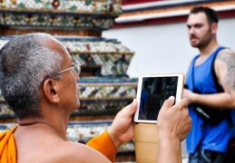 夢見成為僧侶的 9 個夢境解釋：夢見一位和尚生氣、夢見一位僧侶將死