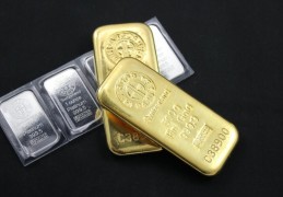 夢見獲得黃金的 9 個夢境解釋：夢見戴上金項鍊、夢見撿金幣