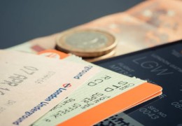 夢見遺失支票的 9 個夢境解釋：夢見支票被撕開、夢見再次找到支票