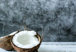 夢見椰子：75種夢及其解釋