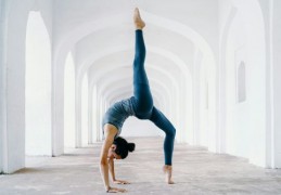 夢見瑜珈：25種場景及其解釋