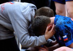 夢見現場表演失敗：7 個意義和象徵