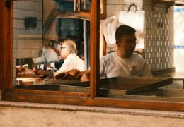 夢見師父的 9 個夢境解釋：夢見師父讚美、與師父共餐之夢