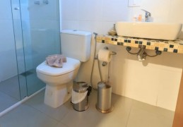 夢見沖馬桶的 9 個夢境解釋：夢見馬桶漏水、夢見換馬桶