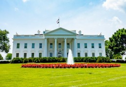 ​夢見總統來訪的 9 個夢境解釋：夢見與總統共餐 、夢見收到總統的禮物