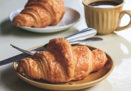 夢見早餐：40種夢及其意義