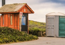 夢見掉進普通廁所的 5 個夢境解釋：夢見異性在浴室裡、夢見進入乾淨的廁所