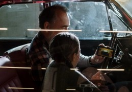 夢見已故父親的 9 個夢境解釋：夢見已故的父親走進你的家 、 夢見已故父親的肖像