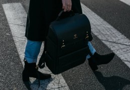 夢見一個袋子的 9 個夢境解釋：夢見掉落袋子、夢見從袋子裡拿東西