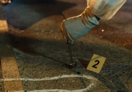 夢見自己被謀殺的 9 個夢境解釋：夢見你的愛人被謀殺 、夢見殺人