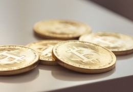 夢見偷金的 9 個夢境解釋：夢見金幣雨、夢見熔化黃金