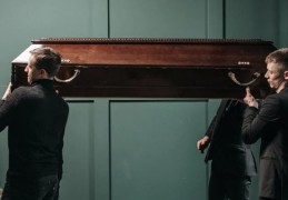 夢見朋友葬禮：6 個意義和象徵