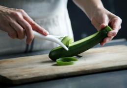 夢見黃瓜預兆著什麼？夢境解釋和幸運數位