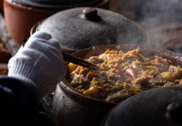 夢見媽媽煮飯的 9 個夢境解釋：夢見媽媽燒飯、夢見看母親分發食物