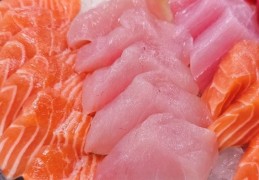 夢見生魚片的 17 個夢境解釋：夢見缺少生魚片、夢見扔掉生魚片
