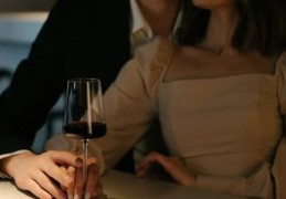 夢見與認識的人約會：10 個意義和象徵