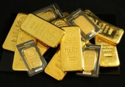 ​夢見吃金子的 9 個夢境解釋：夢見吞下金塵、 夢見吃金戒指