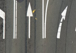 夢見道路：12 個意義和象徵