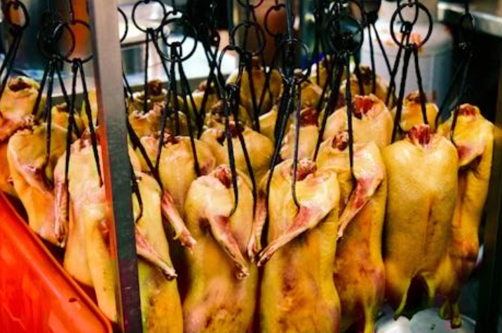 夢見鴨肉的 9 個夢境解釋：夢見得到鴨肉 、夢見給鴨肉