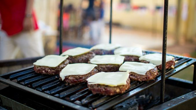 夢見吃肉漢堡包:12種場景與解釋 夢見吃肉漢堡包:12種場景與解釋