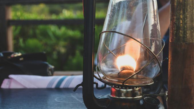 夢見油燈 ：57種場景與解釋