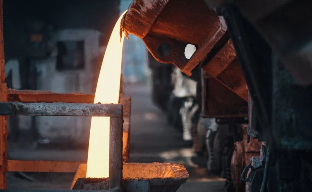 夢見熔鐵 ：12 個意義和象徵