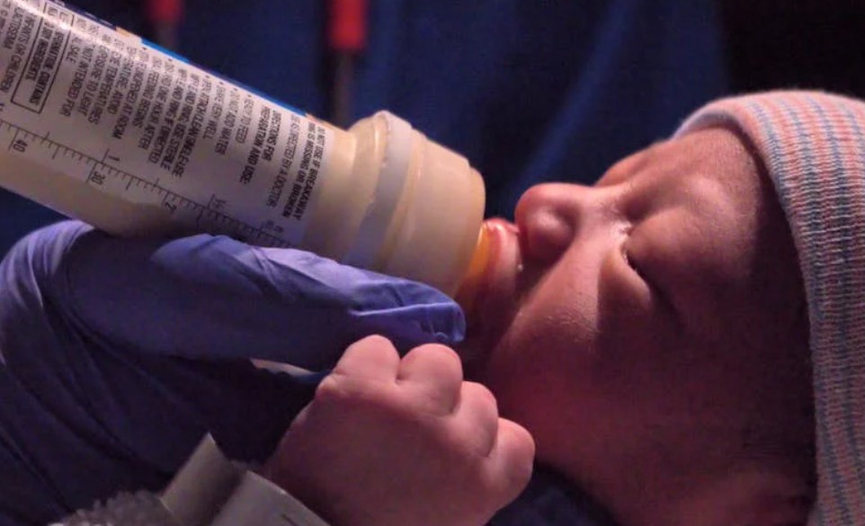 夢見失去嬰兒的 9 個夢境解釋：夢見照顧嬰兒 、夢見再次見到你的寶寶