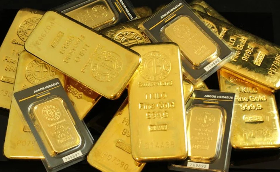 夢見收到金塊的 9 個夢境解釋：夢見尋找金銀寶藏、夢見販售金屬飾品