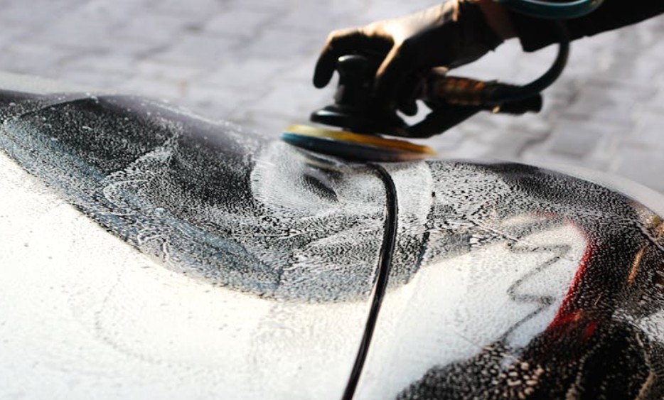 夢見打蠟：6 個意義和象徵