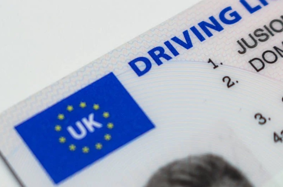 夢見忘記駕照：6 個意義和象徵