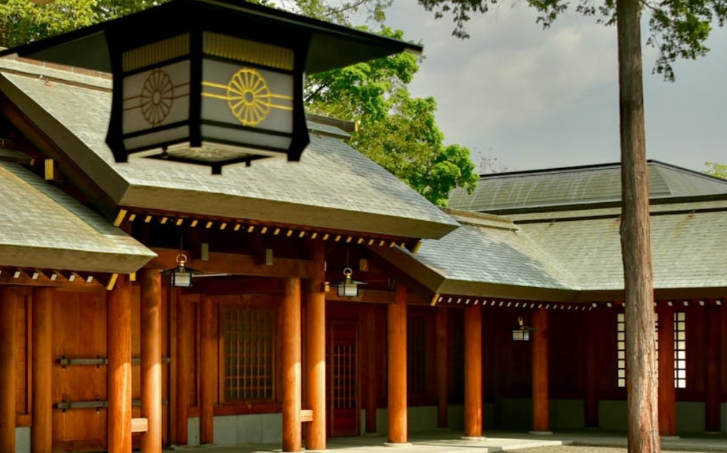 夢見在神社遇見某人：6 個意義和象徵