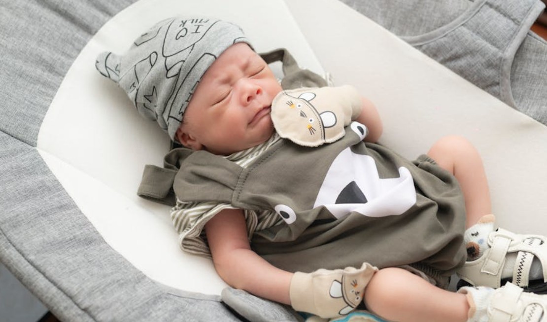 夢見嬰兒感到害怕 ：8 個意義和象徵