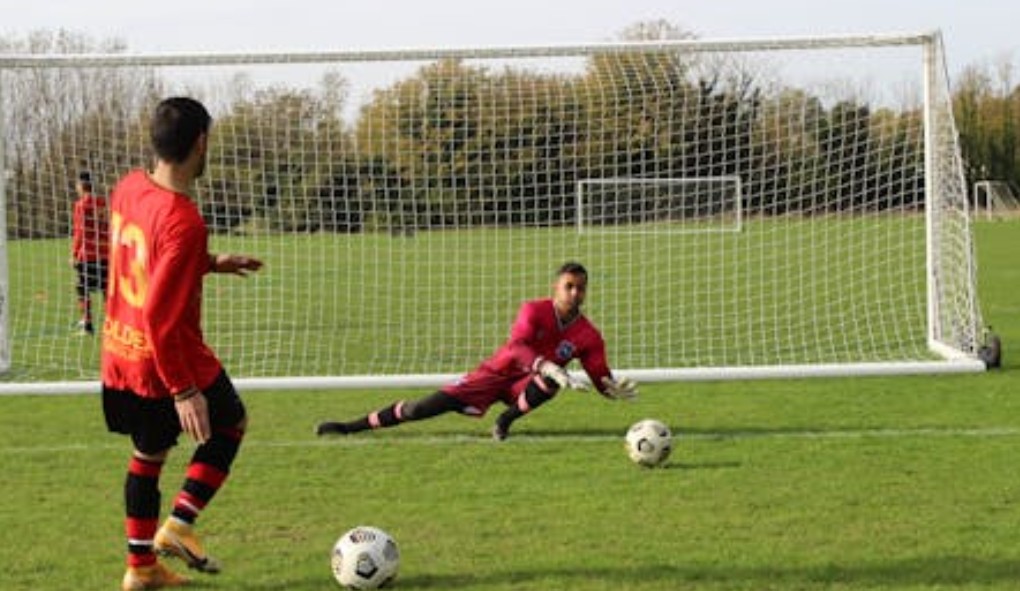 夢見足球射門 :8 個意義和象徵 夢見足球射門 :8 個意義和象徵