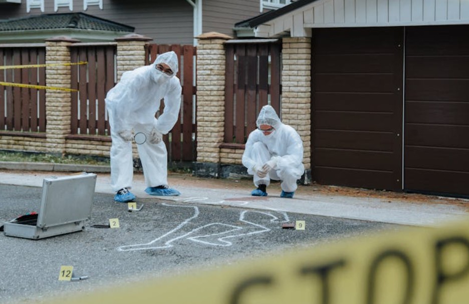 夢見謀殺的 9 個夢境解釋：夢見殺害朋友或家人、夢見再次殺死人