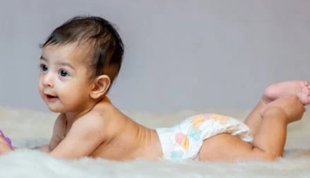 夢見清理嬰兒便便的 9 個夢境解釋：夢見擦嬰兒便便 、夢見丟掉嬰兒便便