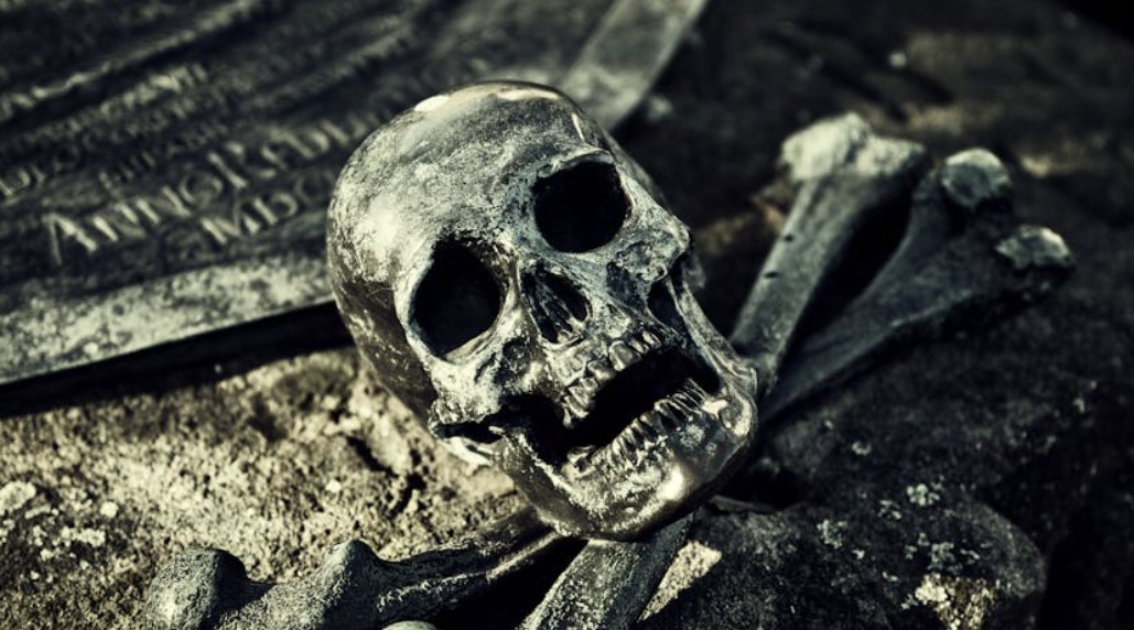 夢見亡父再次去世的 9 個夢境解釋：夢見再次參加亡父的葬禮、夢見亡父