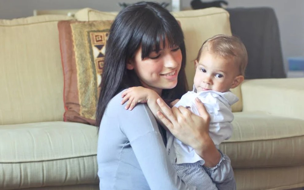 夢見媽媽的 9 個夢境解釋：夢見媽媽擁抱我、夢見媽媽為你做飯