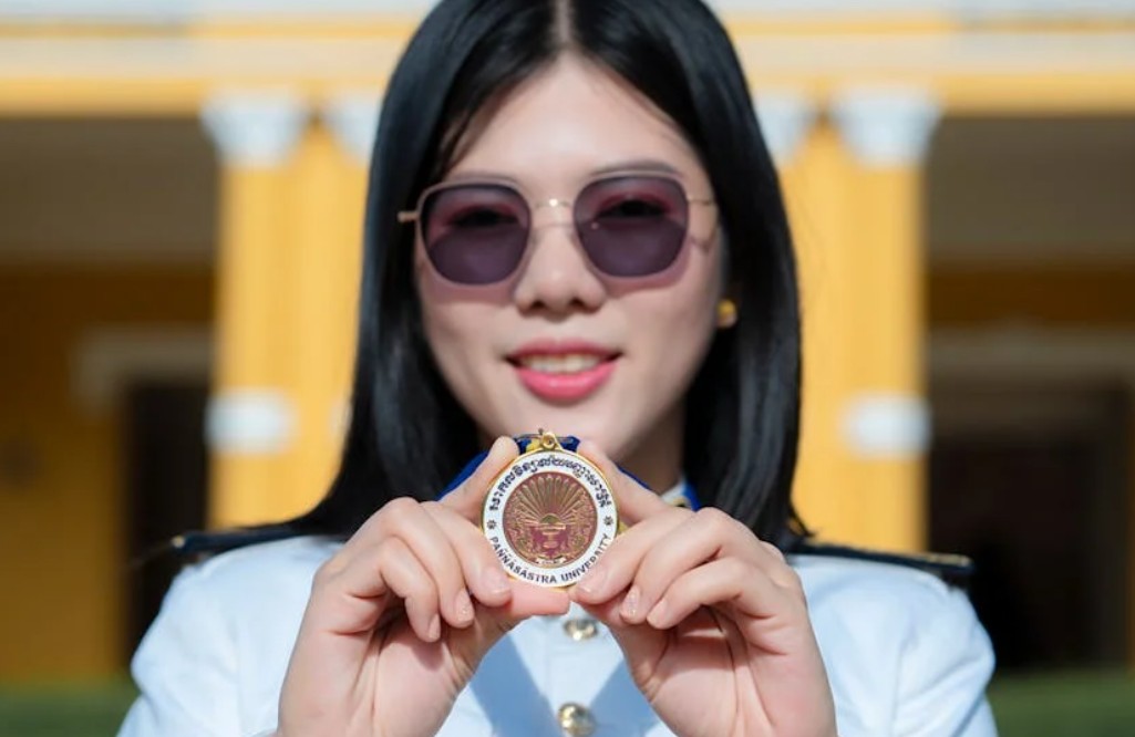 夢見總統微笑的 9 個夢境解釋：夢見總統讚美我、夢見總統責罵我