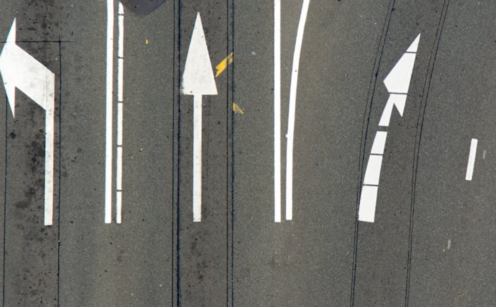 夢見道路：12 個意義和象徵